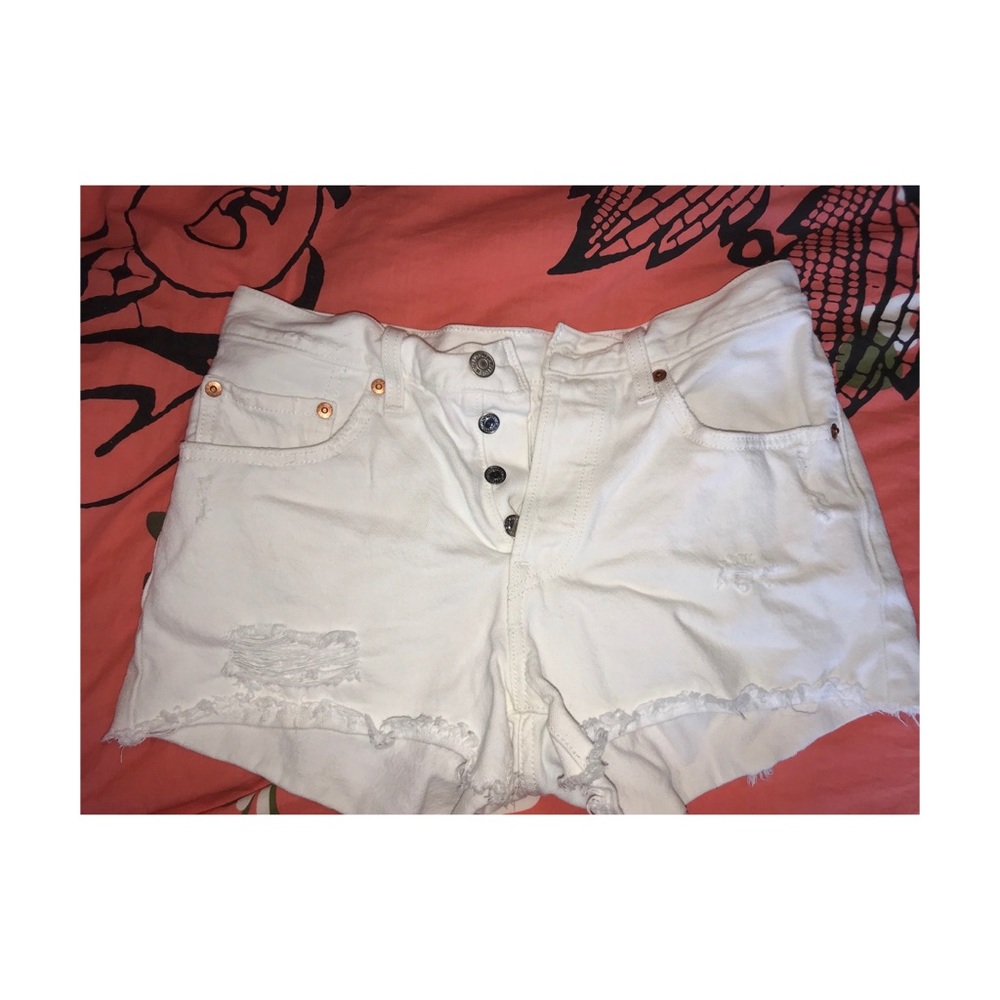Levi’s 501 white denim shorts